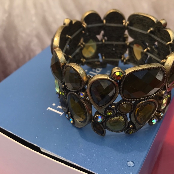 Lia Sophia stunning genuine Albalone bracelet - Picture 6 of 6